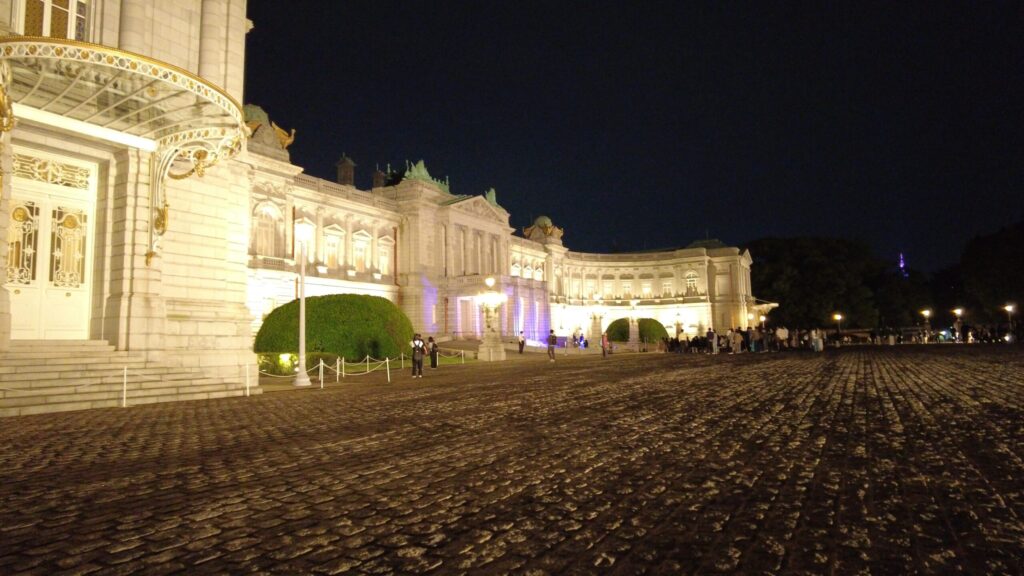 State Guest House, Akasaka Palace, Nighttime Opening, Front Garden