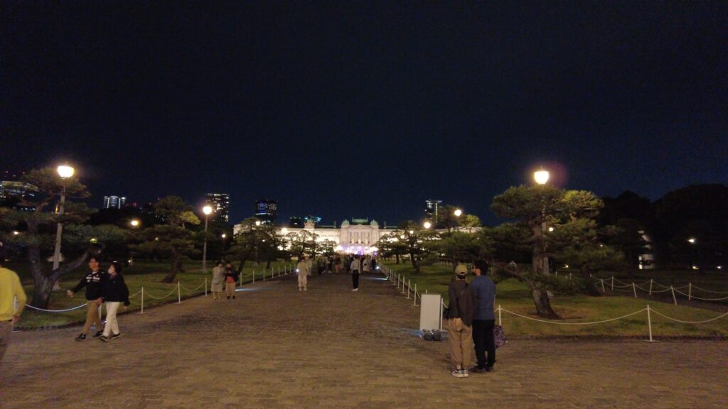 Akasaka Palace Nighttime Opening: View of the State Guest House from near the main gate